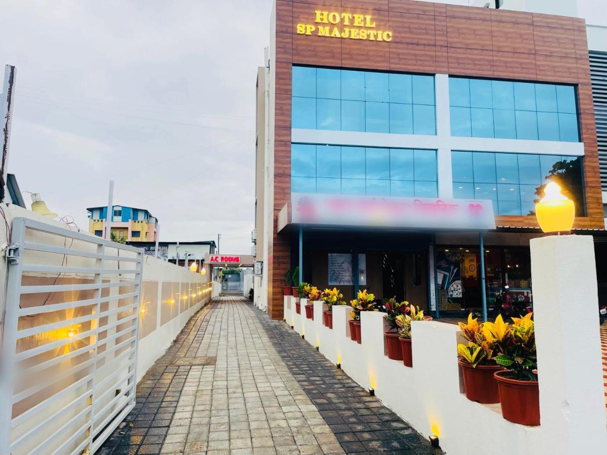 Hotel Sp Majestic Pandharpur Exterior foto